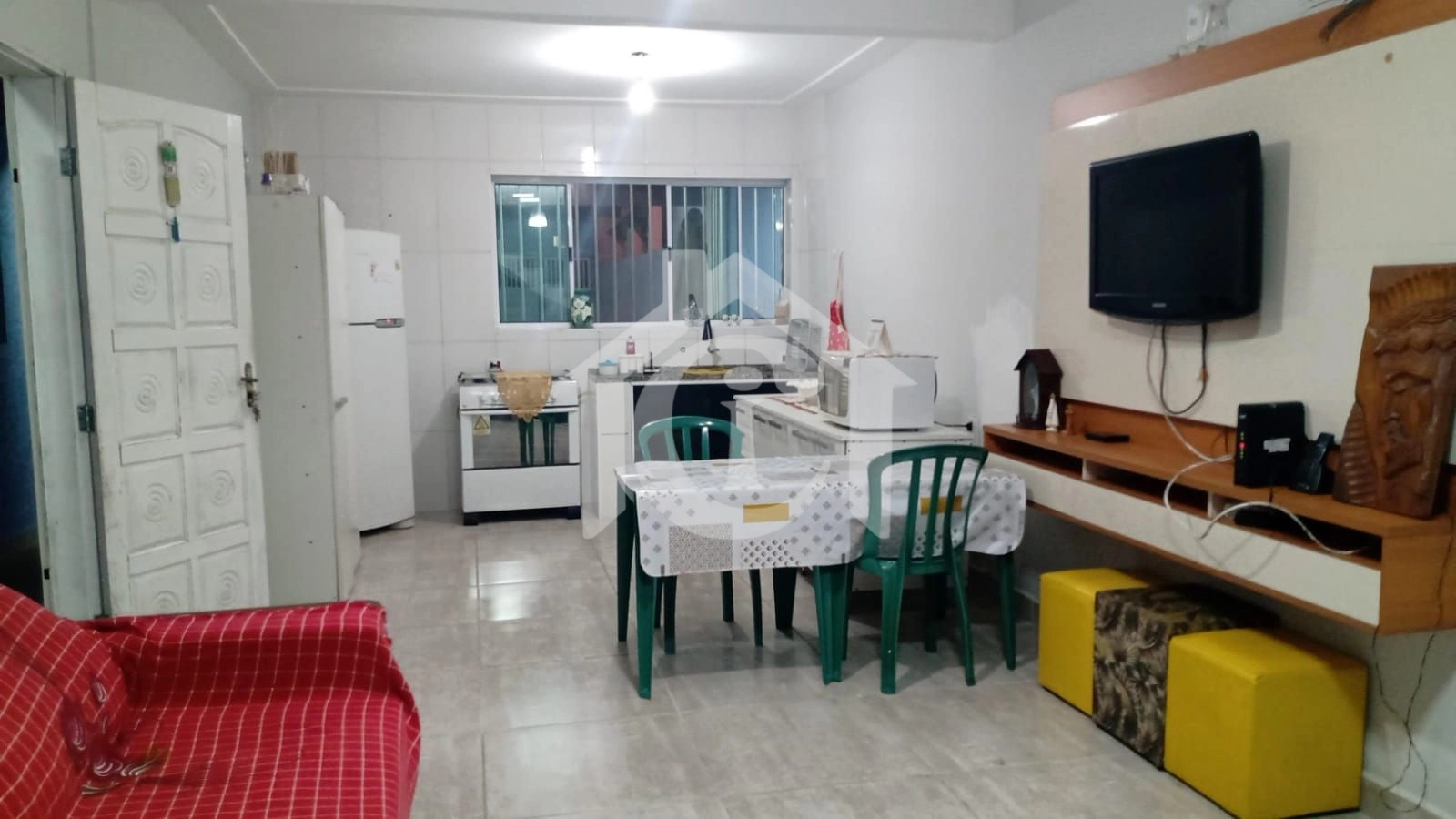 Casa com 2 dormitórios para alugar, 1 m² por R$ 1.700 - Jussara - Mongaguá/SP