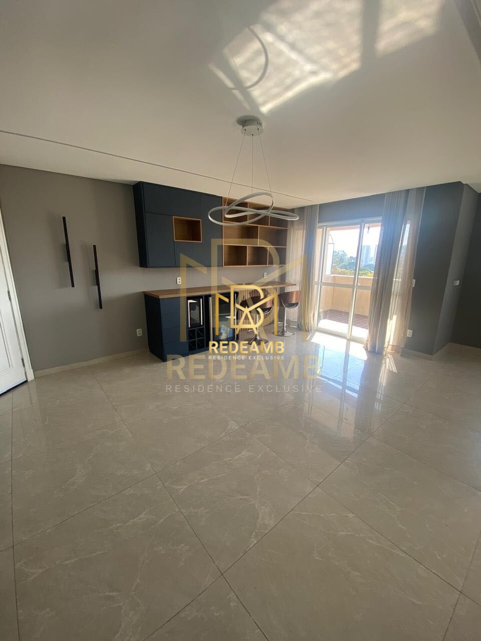 Apartamento a Venda no Condomínio Classic com 2 Suítes e 98m2 em Barueri