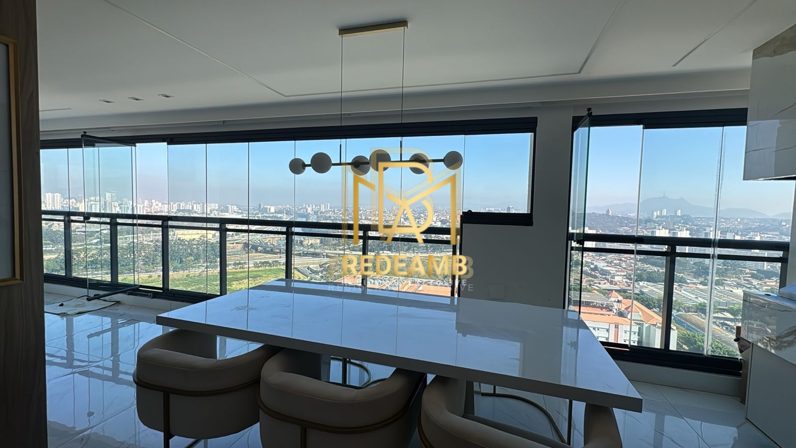 Apartamento Alto Padrão a Venda no Cond Le Havre na Vila Leopoldina de 92m, 1 Suíte com Closet e Sala estendida