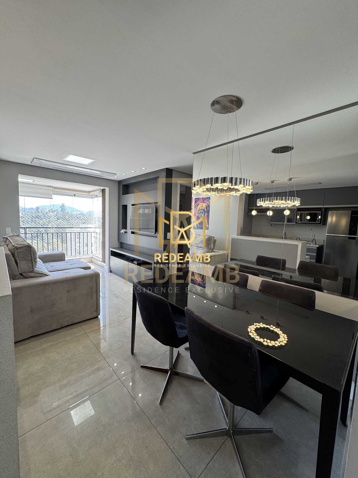 Apartamento Mobiliado no Splendya 2  no 18 do Forte em Alphaville – 2 Dorms, Suíte com Closet e Varanda Gourmet