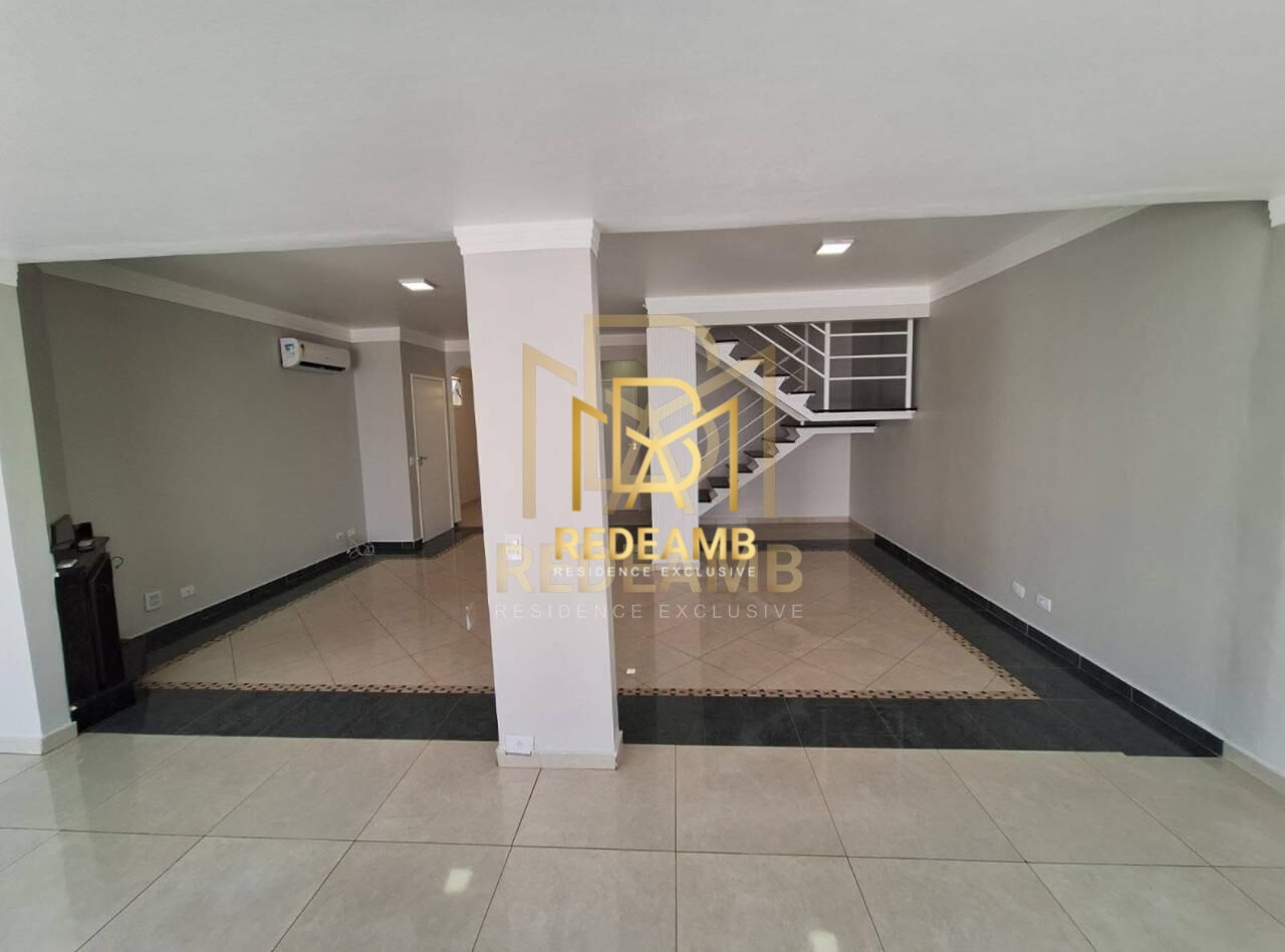 Casa Alto Padrão em Tamboré 5 com 165m², 3 dormitórios, 1 suíte na cidade de Santana de Parnaíba/SP
