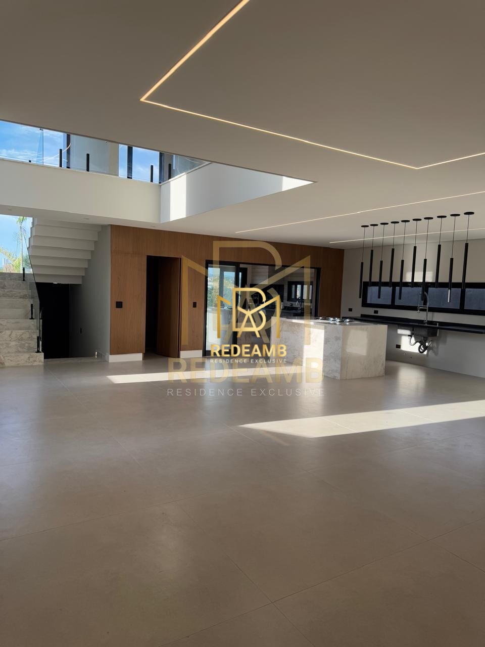 Casa Alto Padrão a Venda de 3 Suítes no Condomínio Reserva Santa Ana em Santana de Parnaíba/SP