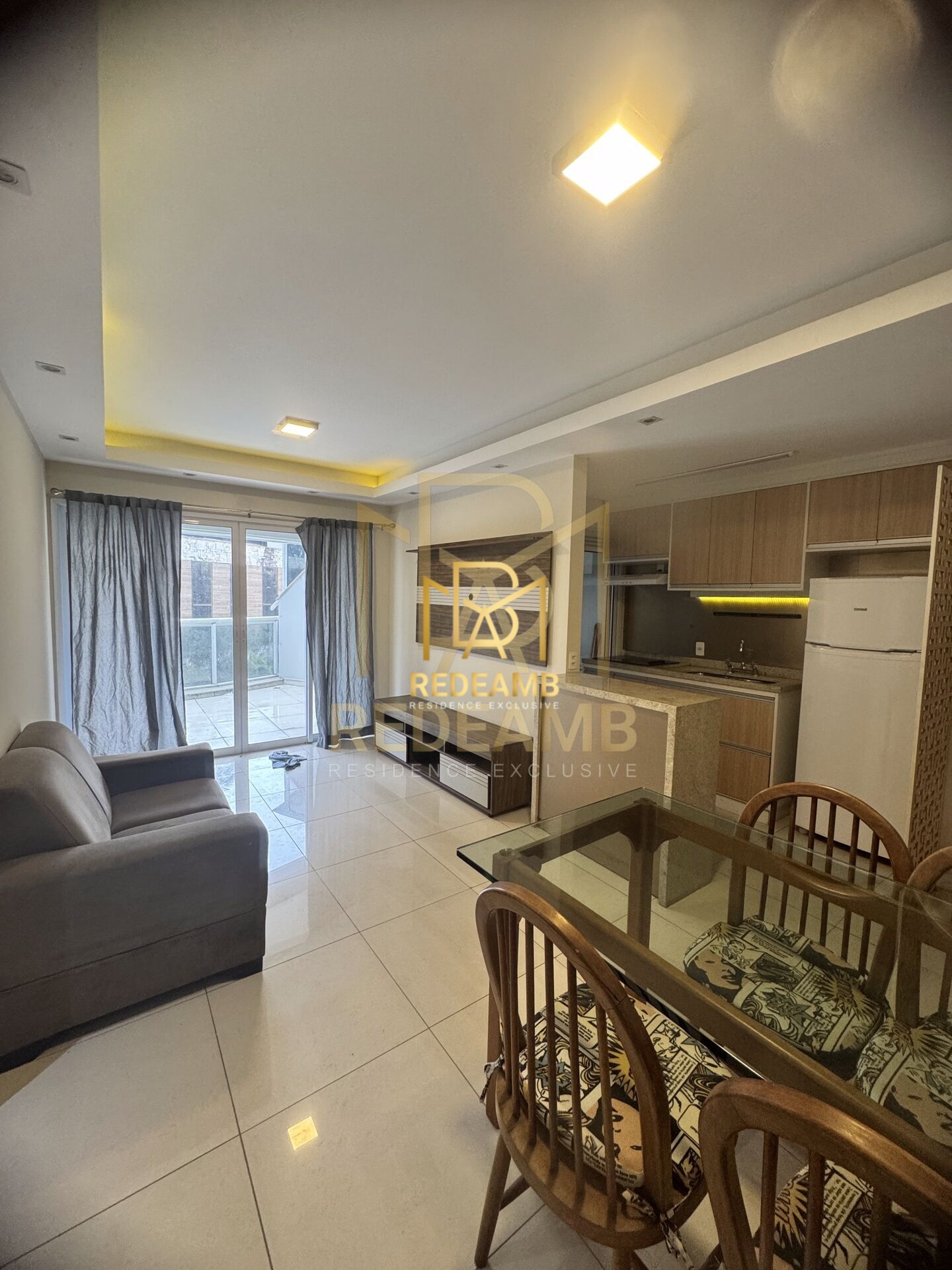 Locação de Apartamento Garden de 50m2 no Condomínio Novare em Alphaville – Vista Panorâmica, Mobiliado e Decorado