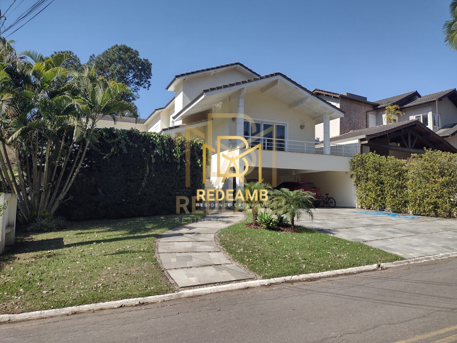 Casa à venda Residencial 12 com 4 Suítes em Alphaville - Santana de Parnaíba/SP