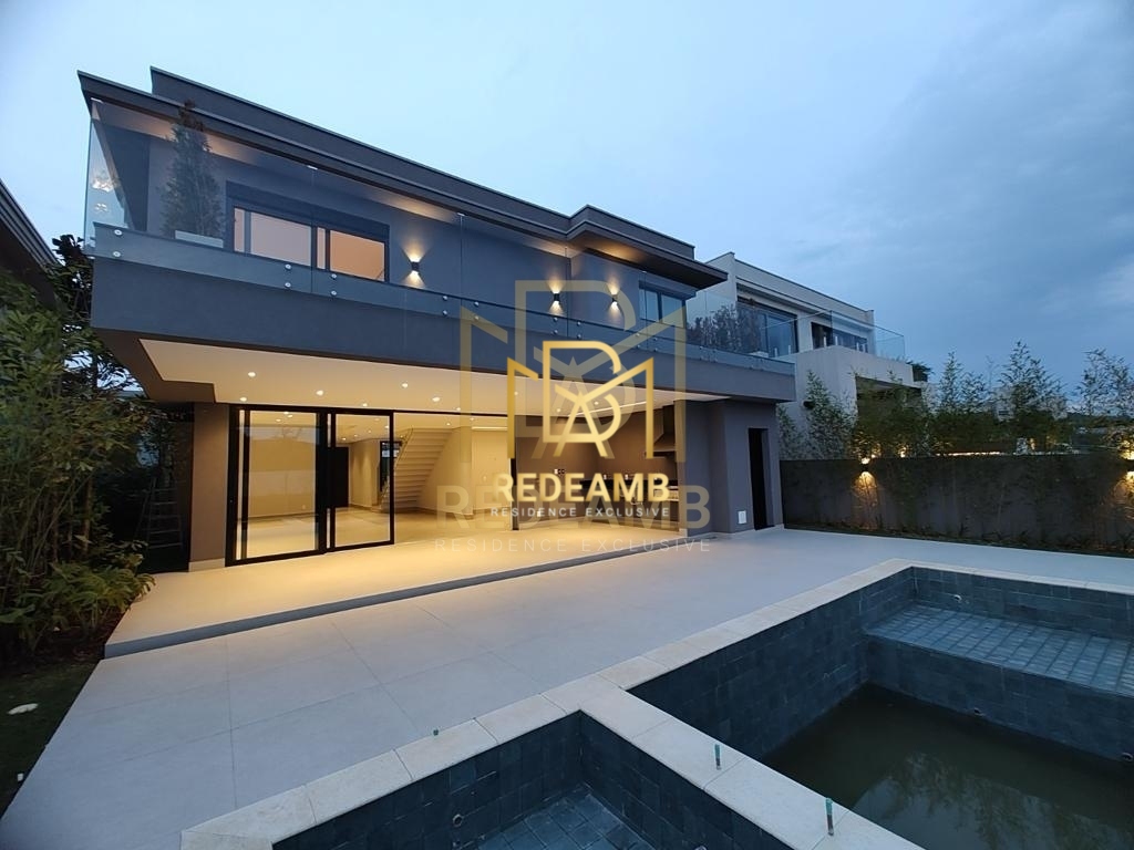 Casa De Luxo No Condomínio Ithayê