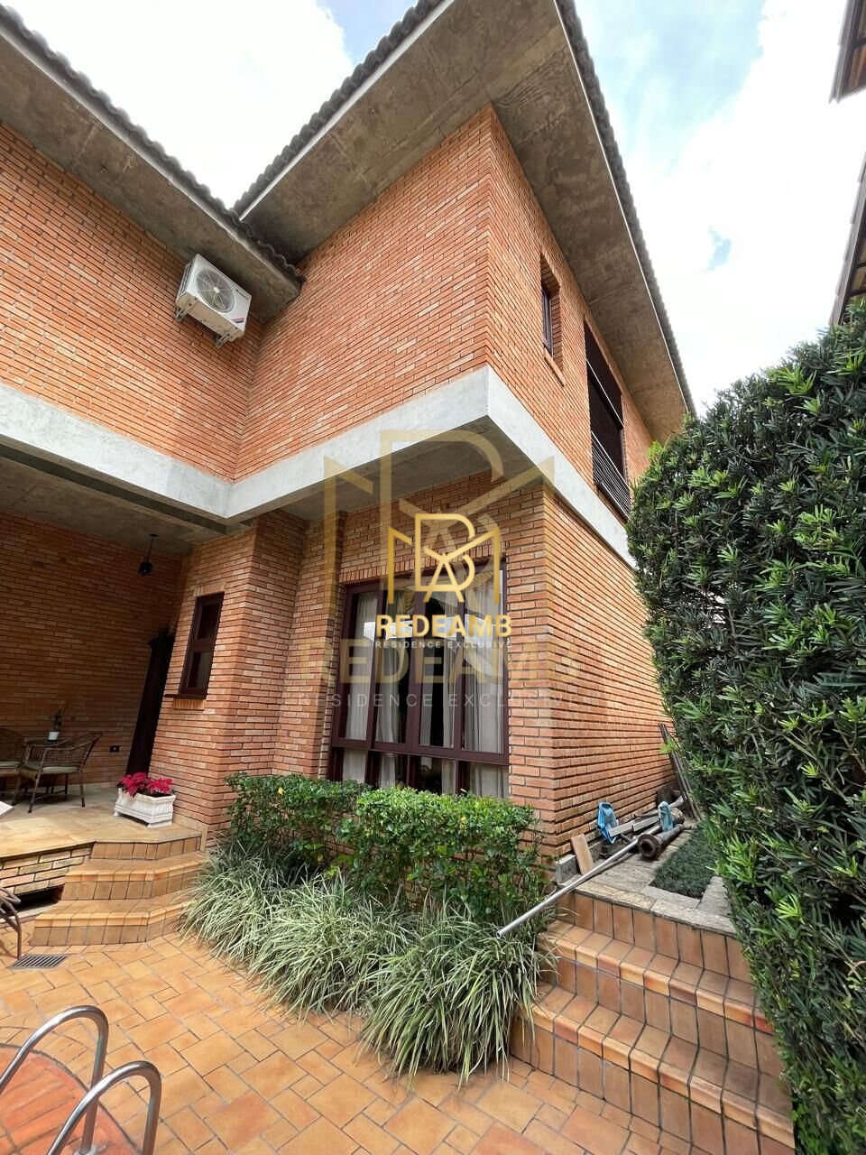 Casa à venda no Residencial 4 bairro Alphaville em Santana de Parnaíba/SP