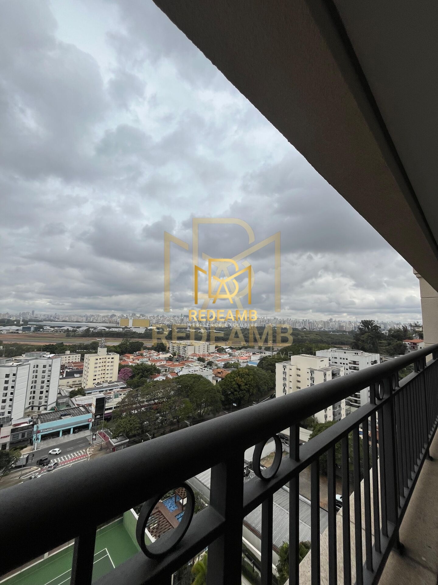 Apartamento Alto Padrão a Venda de 4 Suítes no Condomínio The Point em Santana, São Paulo/SP