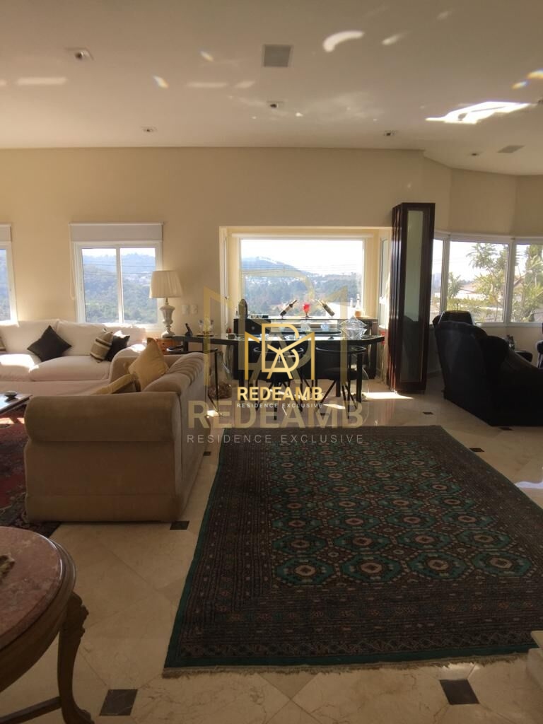 Casa para Venda  de 5 Suítes e 460m² no Alphasitio em Alphaville Santana de Parnaíba