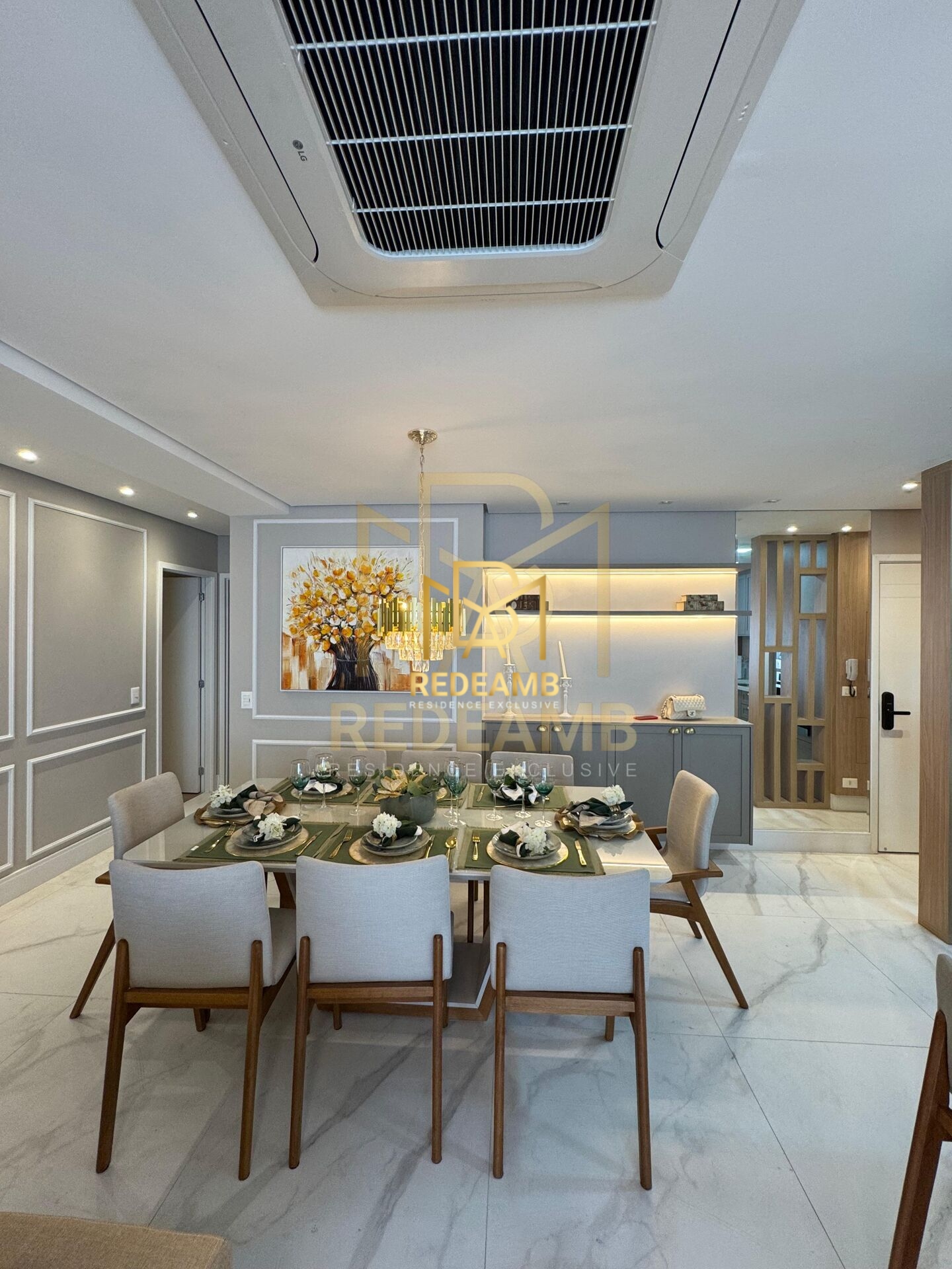 Apartamento de Alto Padrão com 110m² , 3 Suítes  totalmente Mobiliado para Locação no Parc Atheene no Green Valley em Alphaville/SP