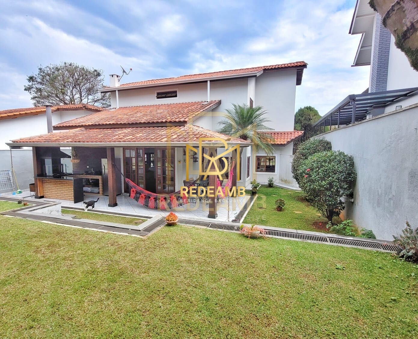 Oportunidade Casa a Venda com 4dormitórios sendo 2 Suítes no Residencial 9 em Alphaville - Santana de Parnaíba/SP