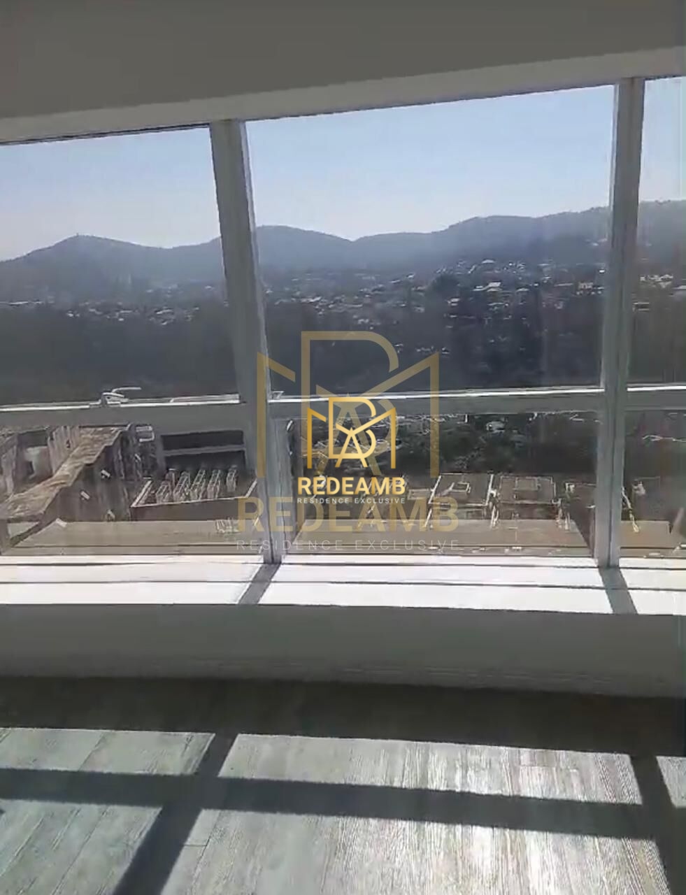 Sala Comercial para Locação de 114m² no Edifício Brascan no Alphaville Empresarial em Barueri