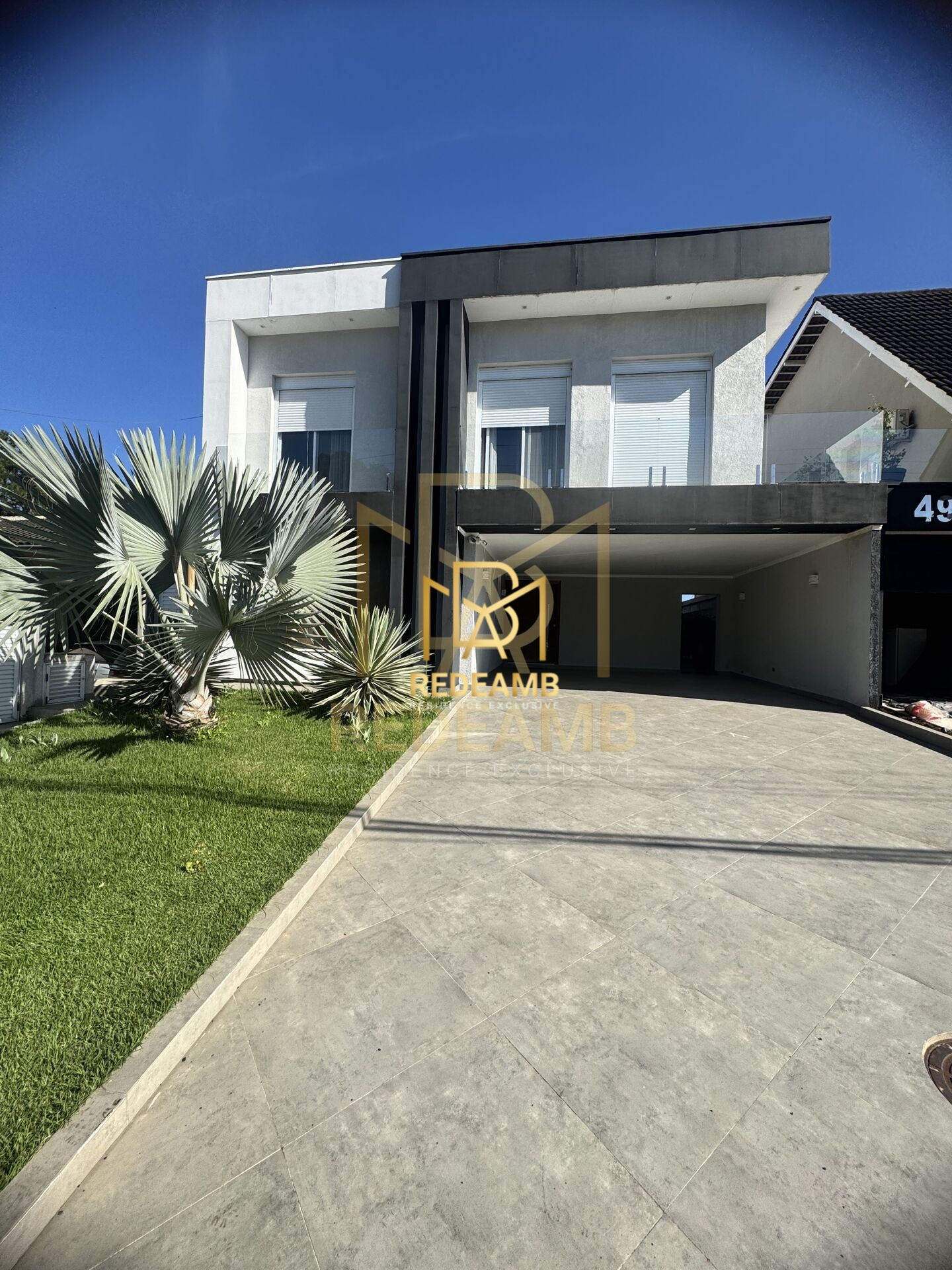 Casa Alto Padrão para Locação com 4 dorms sendo 2 suites com closet no Residencial 4 em Alphaville - Santana de Parnaíba
