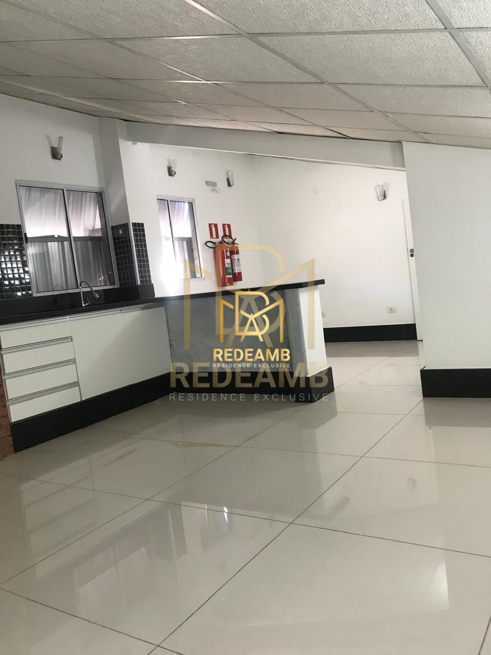 Sobrado Geminado para Locação