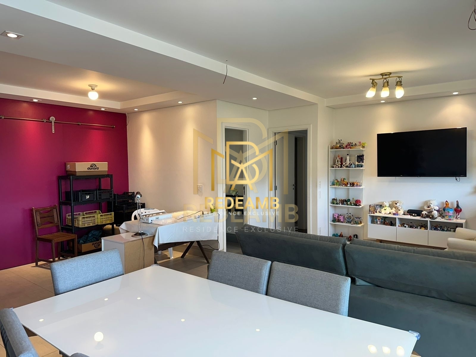 Apartamento para alugar no bairro Tamboré em Santana de Parnaíba/SP