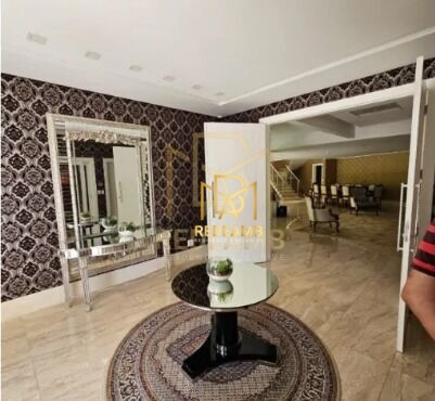 Casa Alto Padrão à venda com 771,39 m², 03 suítes e piscina no Condomínio Residencial 0  - Alphaville - Santana de Parnaíba/SP