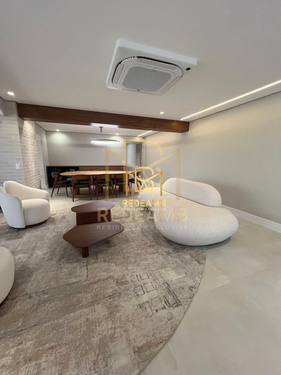 Apartamento Alto Padrão com  287 m², 03 dormitórios, sendo 03 suítes, Mobiliado  - Edifício Chateau - Alphaville - Barueri/SP