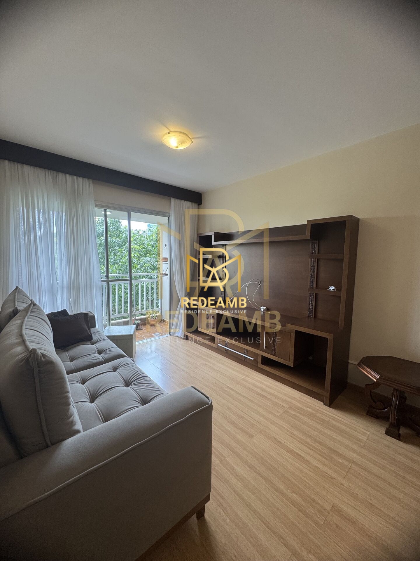 Apartamento a Venda com 3 dorms sendo 1 suíte no Condominio Maison D'pernay na Vila Sonia.