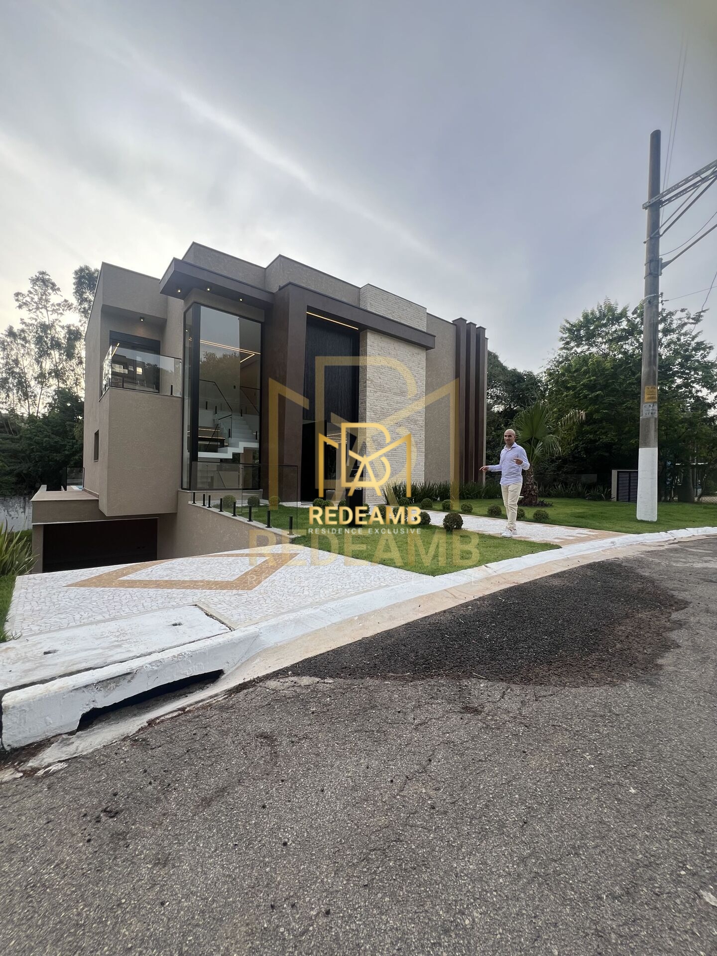 Casa Alto Padrão no Condomínio New Ville em Santana de Parnaíba