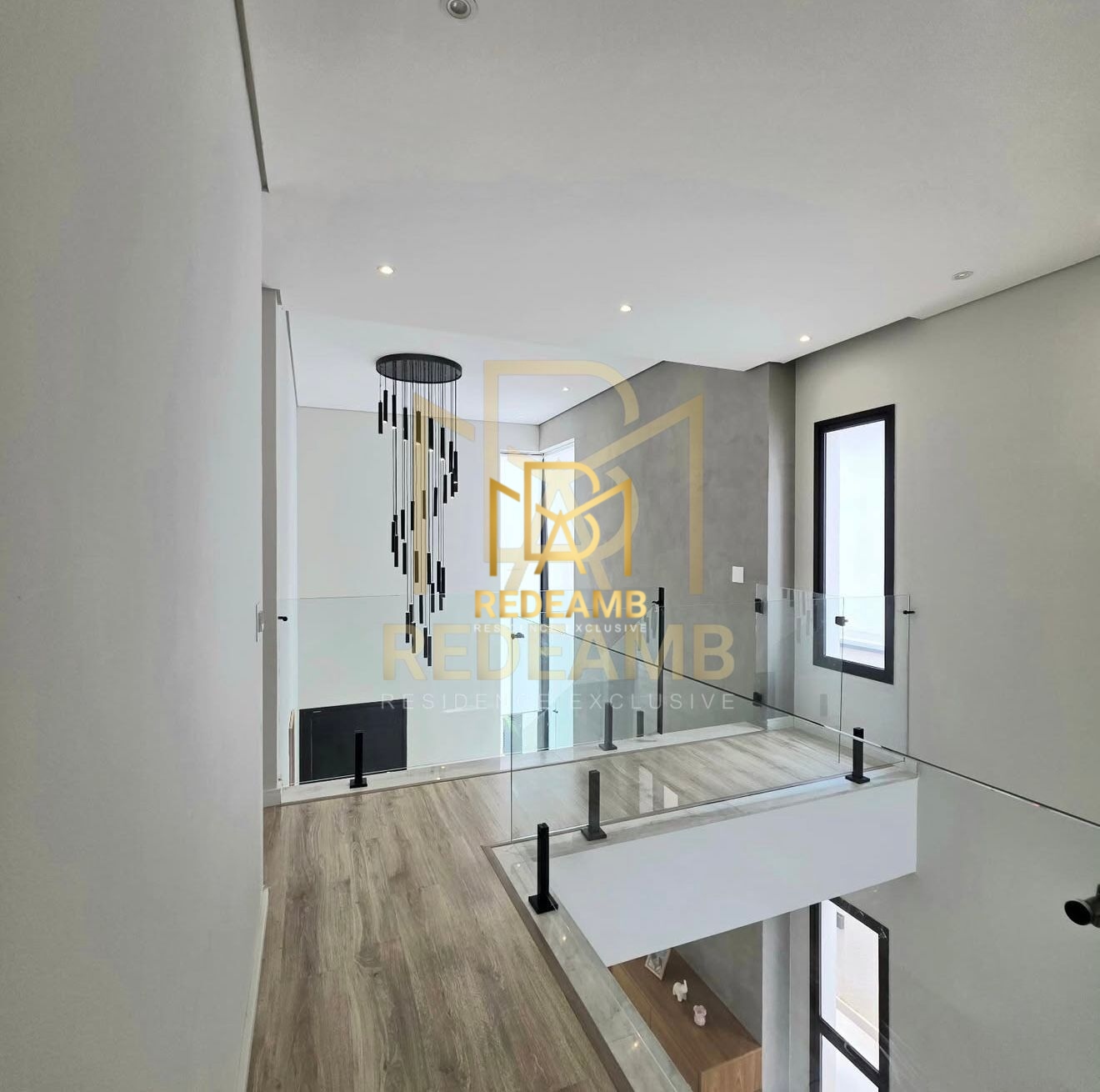 Casa de  Alto Padrão 263,92 m² com 03 dormitórios, sendo 01 suíte - Condomínio New Ville - Santana de Parnaíba/SP