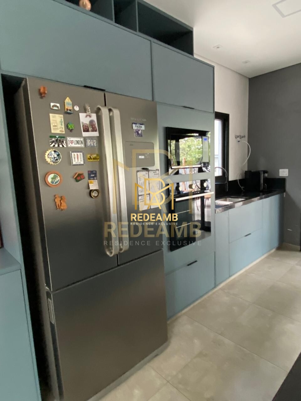 Apartamento Alto Padrão com 214,92 m², Mobiliada, 03 dormitórios, sendo 01 suíte - Condomínio New Ville - Santana de Parnaíba/SP
