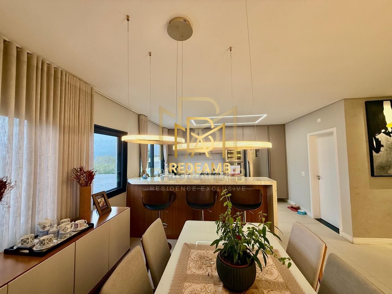 Apartamento Alto Padrão à venda com  255m2 , com 03 dormitórios sendo 01 suíte  no Condomínio New Ville - Santana de Parnaíba/SP