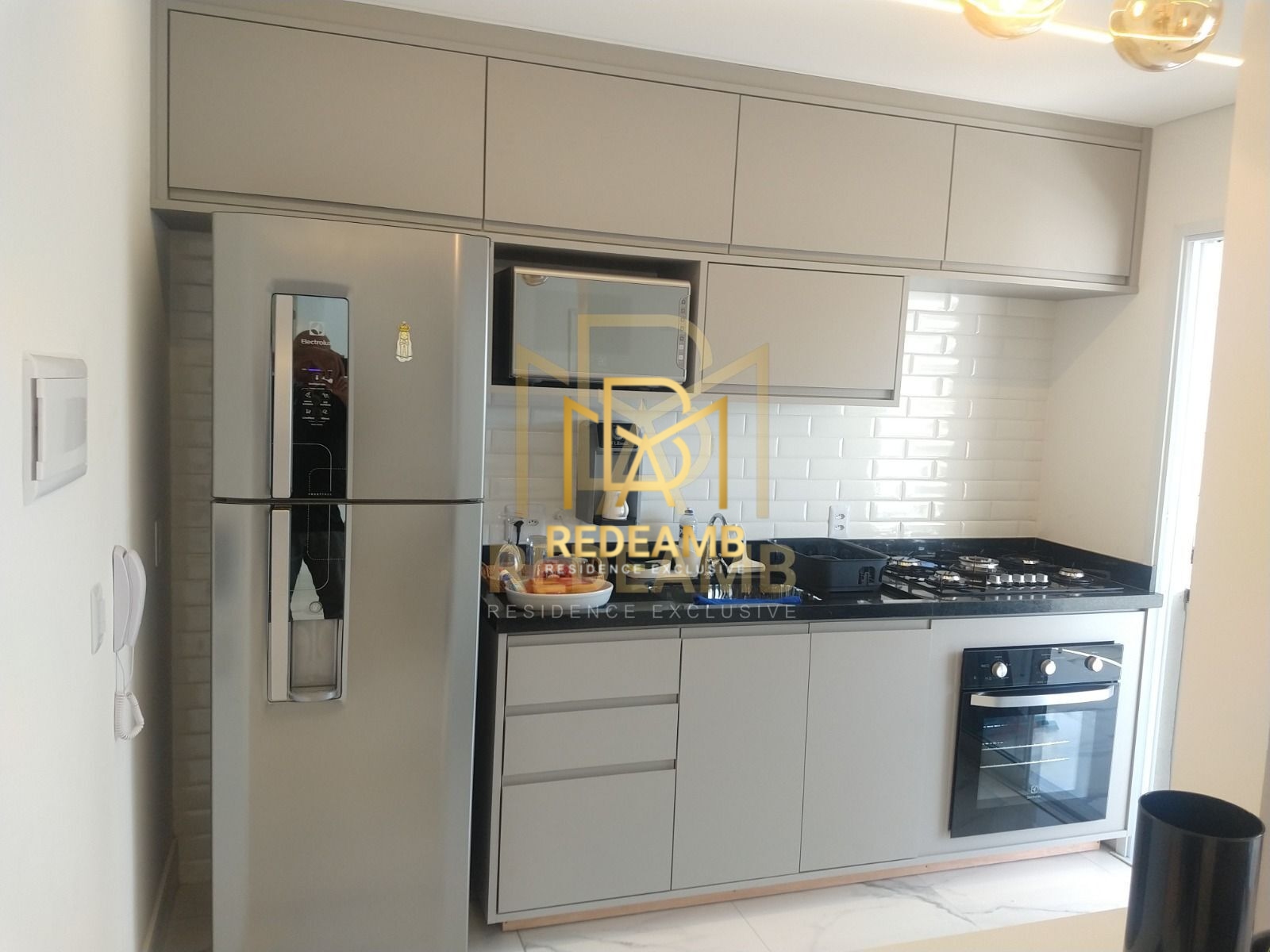 Apartamento Padrão com 63m² com 02 dormitórios, sendo 01 suíte, Mobiliado no Condomínio Glass Alphaville - Barueri/SP