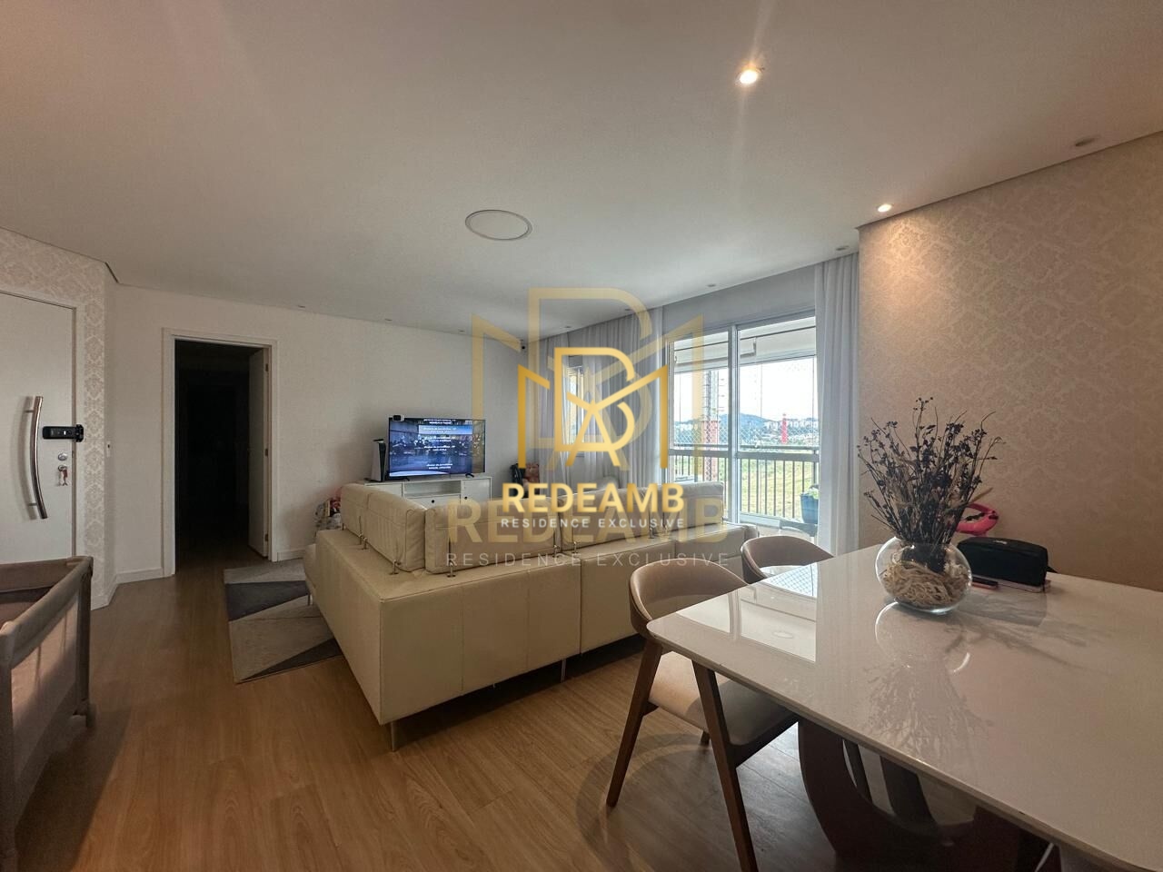 Apartamento Padrão com 109 m², 03 dormitórios,  sendo 01 suíte no Condomínio Bellini Alphaville na cidade de Barueri/SP