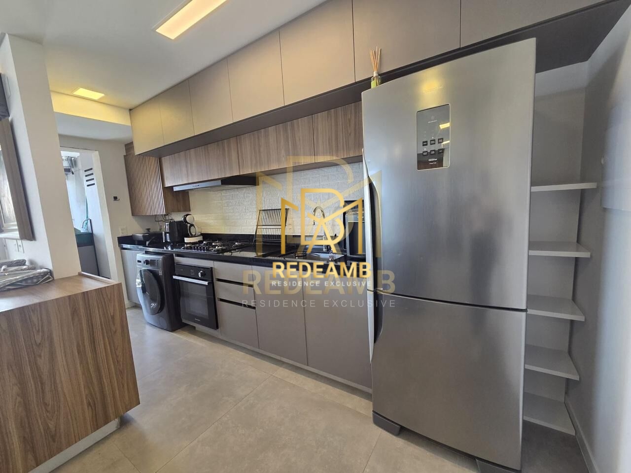 Apartamento Alto Padrão Mobiliado com 75 m², 01 suíte, Condomínio Oka Mamoré, em Alphaville – Barueri/SP