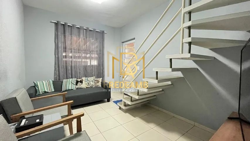 Casa à Venda  Vila Silviânia, Carapicuíba