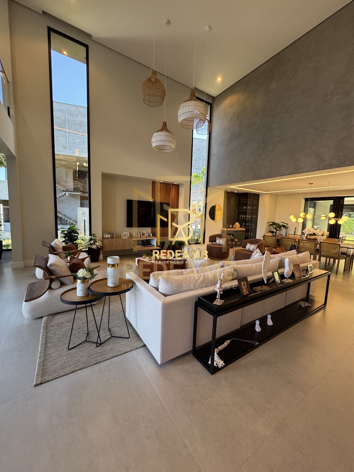 Casa Alto Padrão a Venda com 7 Suítes Mobiliada na Riviera de São Lourenço em Bertioga