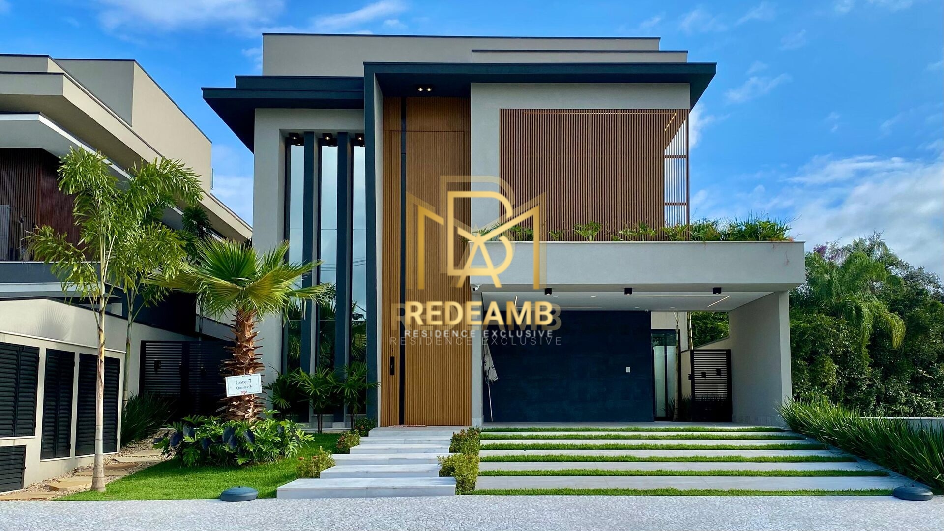 Casa de Luxo 6 Suítes, Piscina e Sauna – Próxima à Praia na Riviera Módulo 11