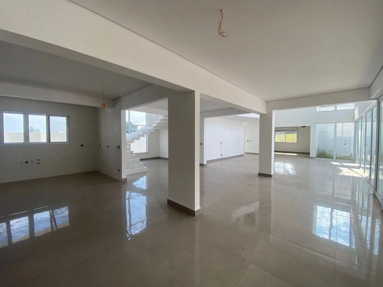 Sobrado com 4 dormitórios à venda, 442 m² por R$ 1.980.000 - Condomínio Residencial Terra das Águas - São Pedro/SP
