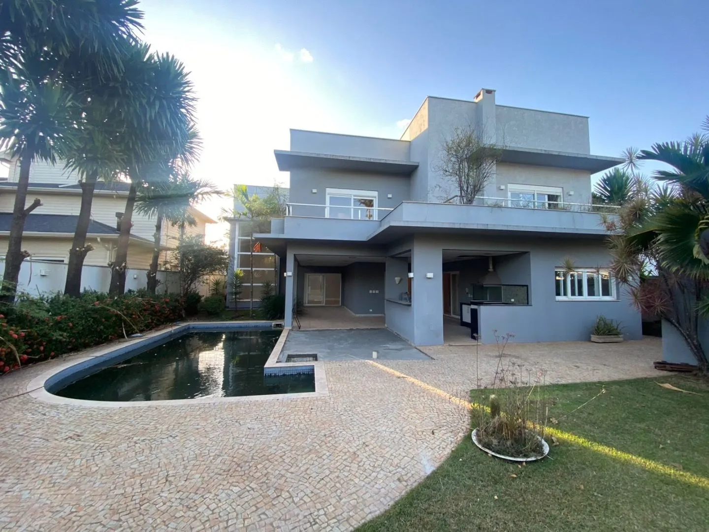 Sobrado com 3 dormitórios para alugar, 380 m² por R$ 15.520/mês - Unileste - Piracicaba/São Paulo
