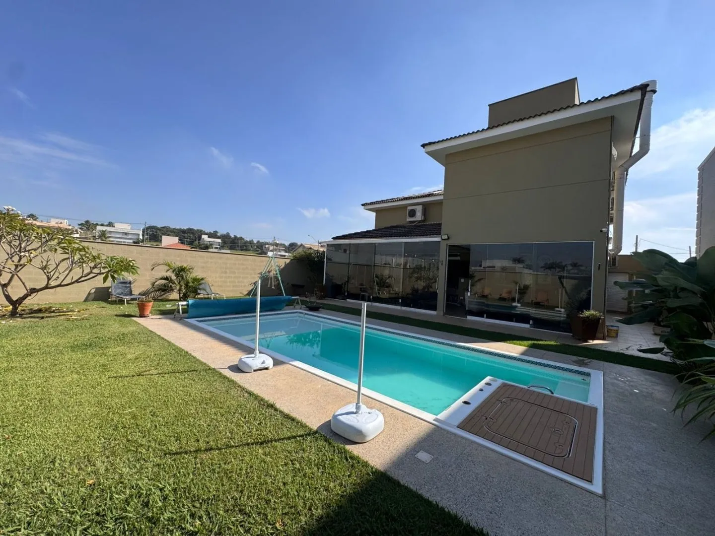 Sobrado com 3 dormitórios para alugar, 300 m² por R$ 11.920/mês - Residencial Terras de Ártemis - Piracicaba/SP