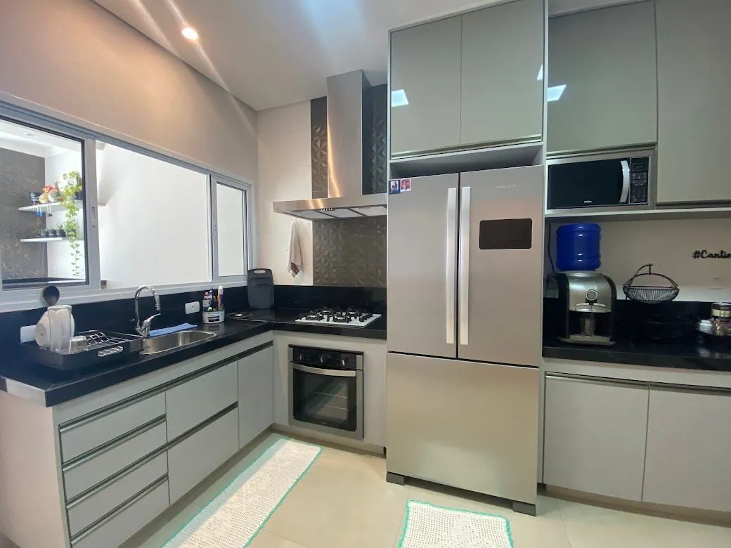 Casa com 3 dormitórios à venda, 140 m² por R$ 930.000,00 - Água Branca - Piracicaba/SP