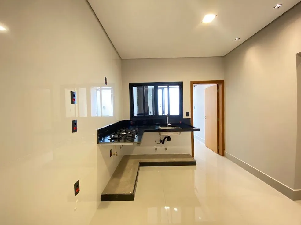 Casa com 3 dormitórios à venda, 140 m² por R$ 1.000.000,00 - Água Branca - Piracicaba/SP