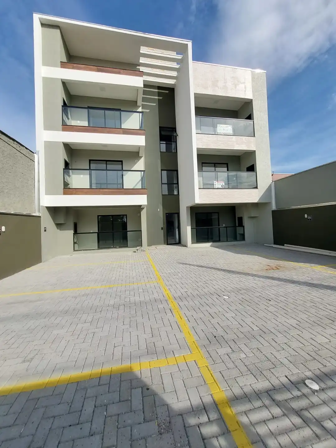 Apartamento | Venda | Meia Praia