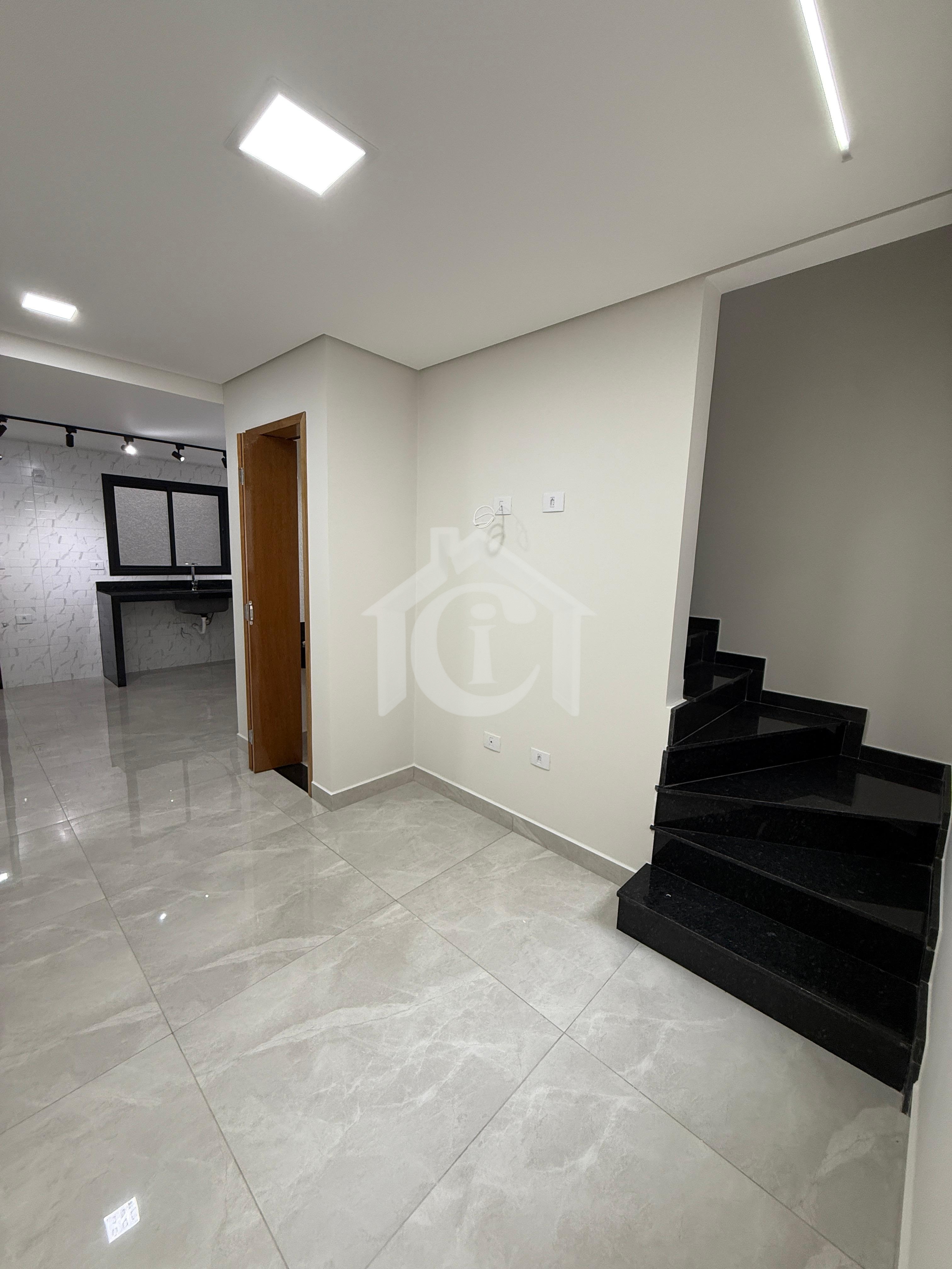 Sobrado moderno à venda no Centro de Diadema com 2 suítes – construção nova e excelente localização a partir de R$ 425.000,00