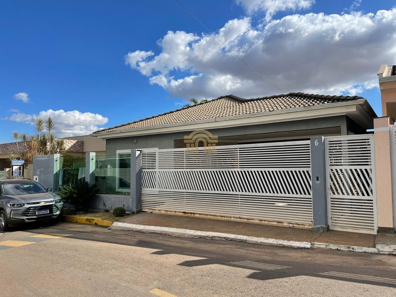 CASA RUA 08 VICENTE PIRES 4 QUARTOS PISCINA CHURRASQUEIRA CONDOMÍNIO NÃO FINANCIA