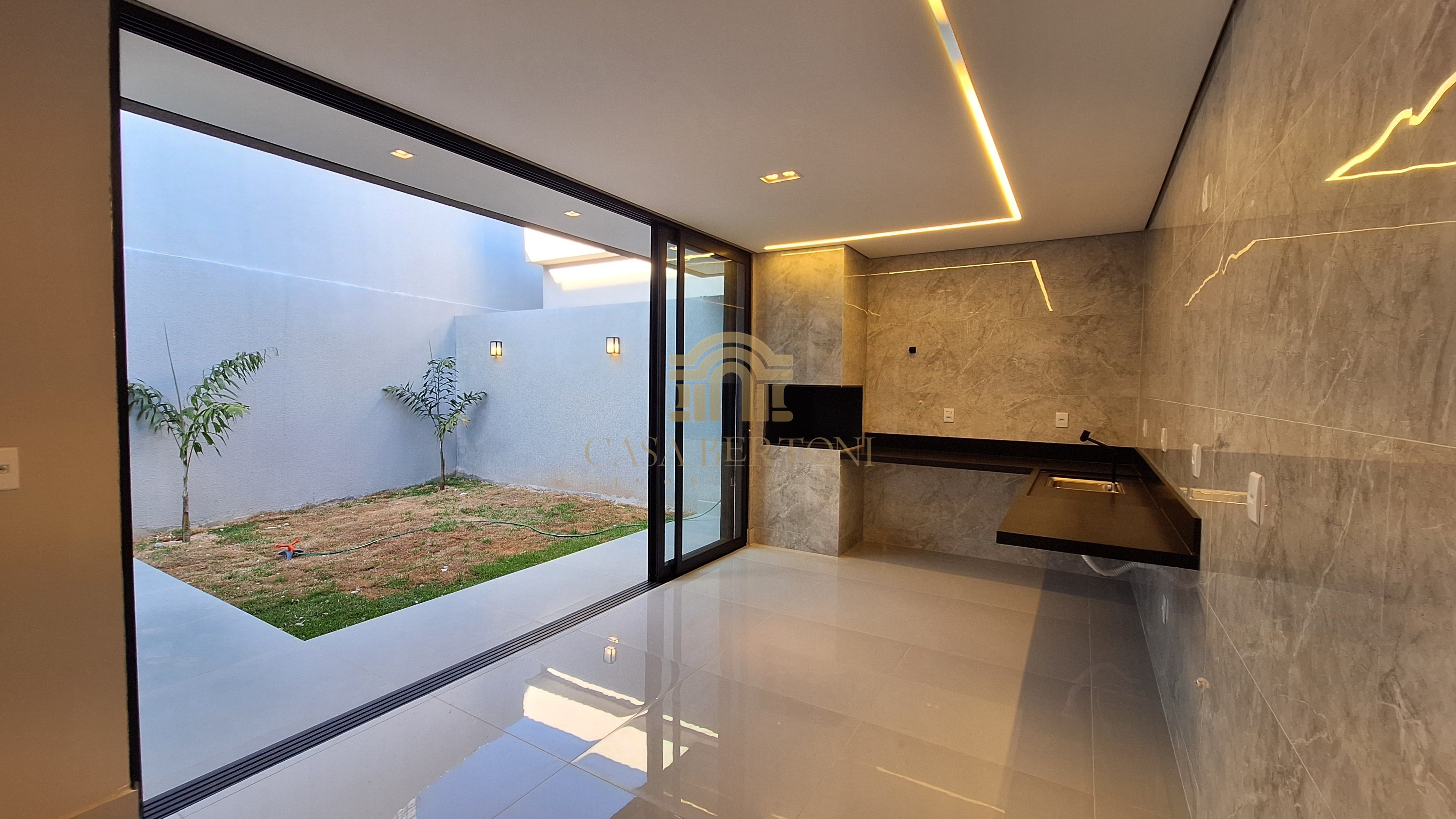 CASA MODERNA CONDOMINIO ARNIQUEIRAS LOTE 250M² 3 QUARTOS CHURRASQUEIRA