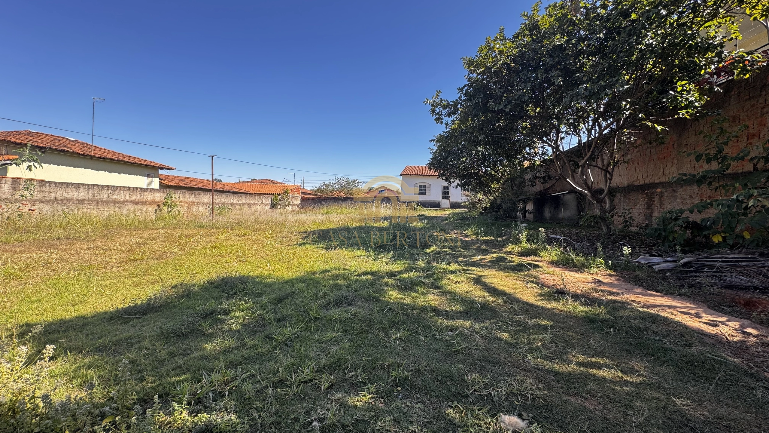 LOTE DE 800M² VICENTE PIRES PRÓXIMO A EPTG CONDOMINIO DE ALTO PADRÃO VAZADO DESMEMBRAMENTO