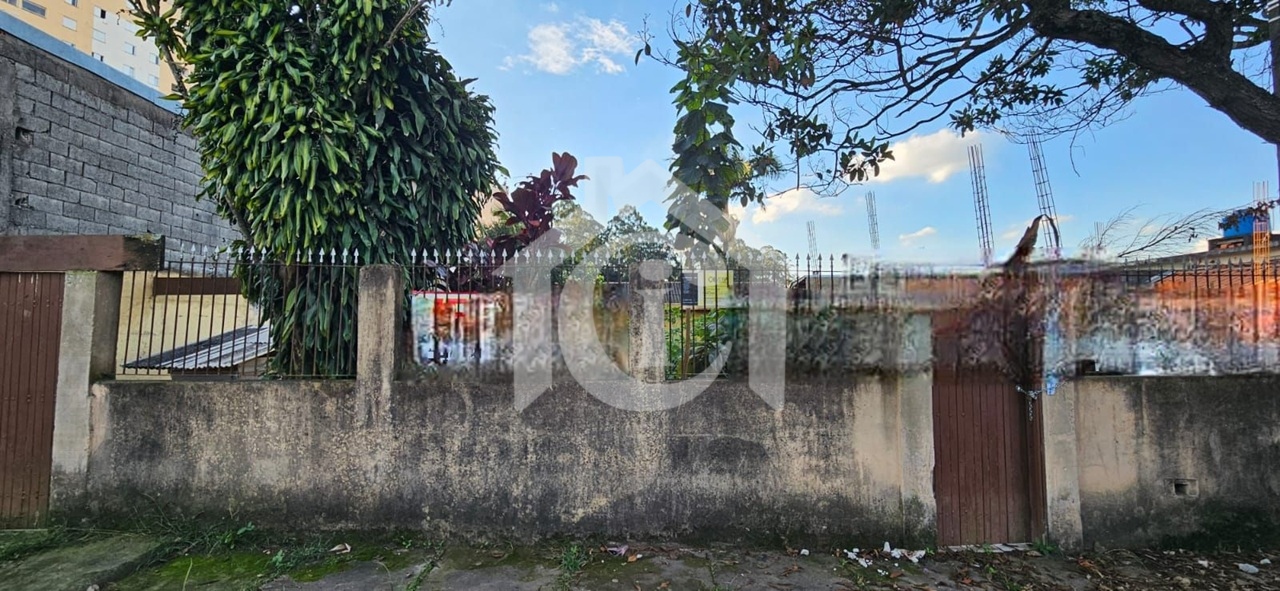 Terreno de 175 m² à venda em Diadema próximo à Avenida Alda