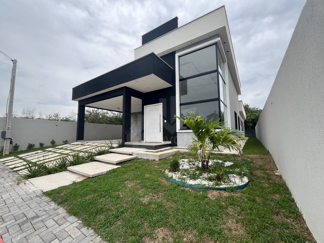 Casa com 3 dormitórios à venda, 202 m² por R$ 1.050.000,00 - Ubatiba - Maricá/RJ