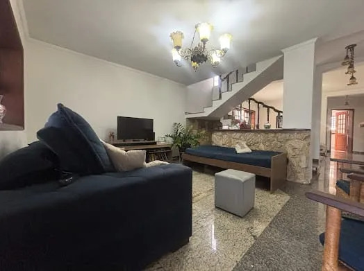 Exclusivo Sobrado à Venda na Vila Rezende – Conforto, Estilo e Localização Privilegiada | Piracicaba/SP