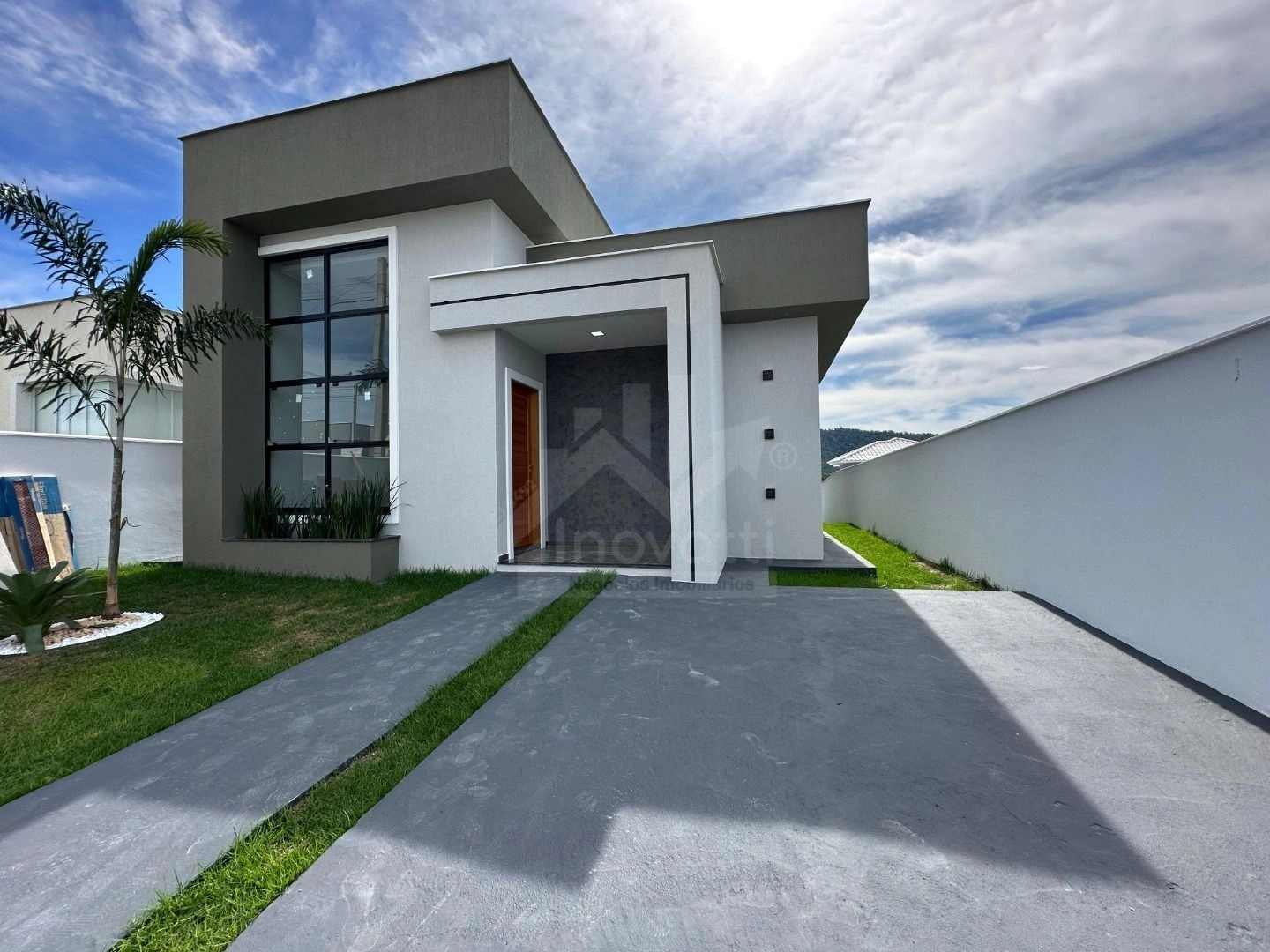 Casa com 3 dormitórios à venda por R$ 580.000,00 - Pindobas - Maricá/RJ