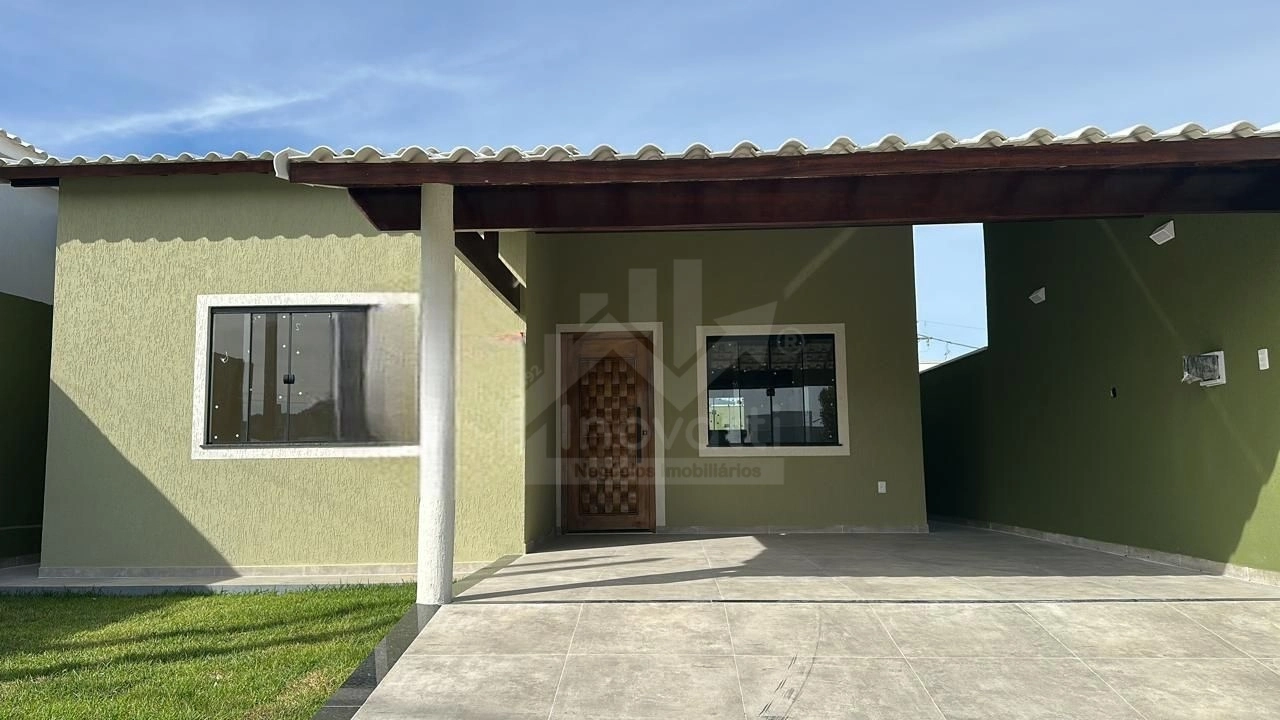 Casa com 3 dormitórios à venda, 109 m² por R$ 580.000 - Ubatiba - Maricá/RJ