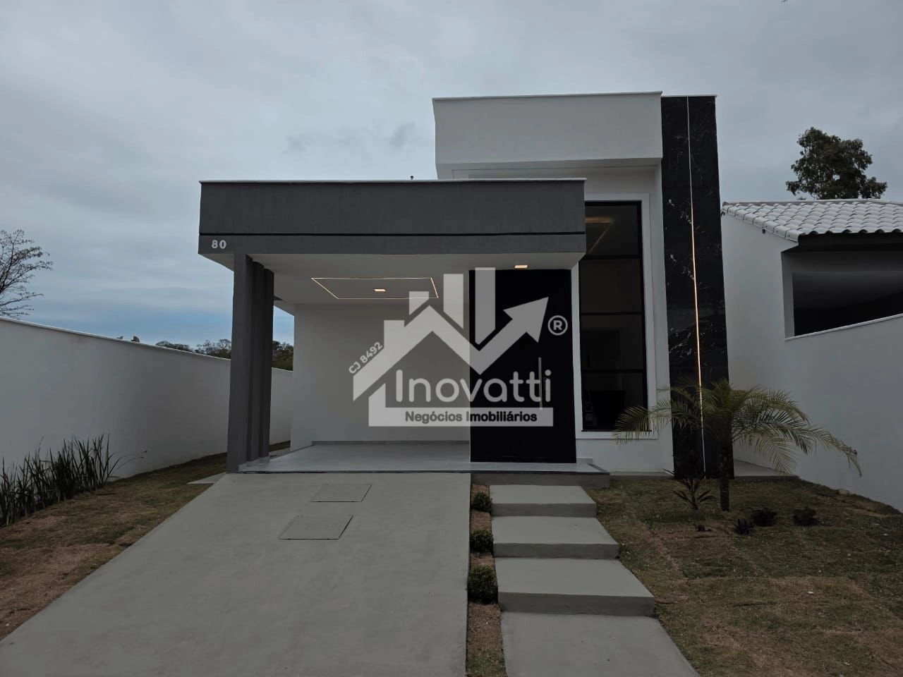 Casa com 3 dormitórios à venda, 114 m² por R$ 590.000,00 - Pindobas - Maricá/RJ