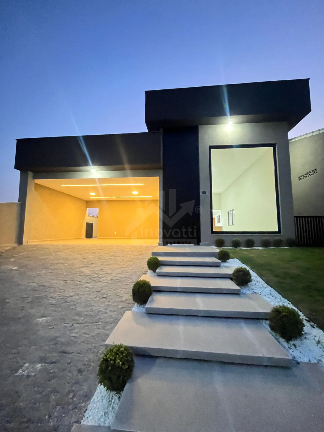 CASA DE ALTO PADRÃO EM MARICA EM CONDOMINIO FECHADO