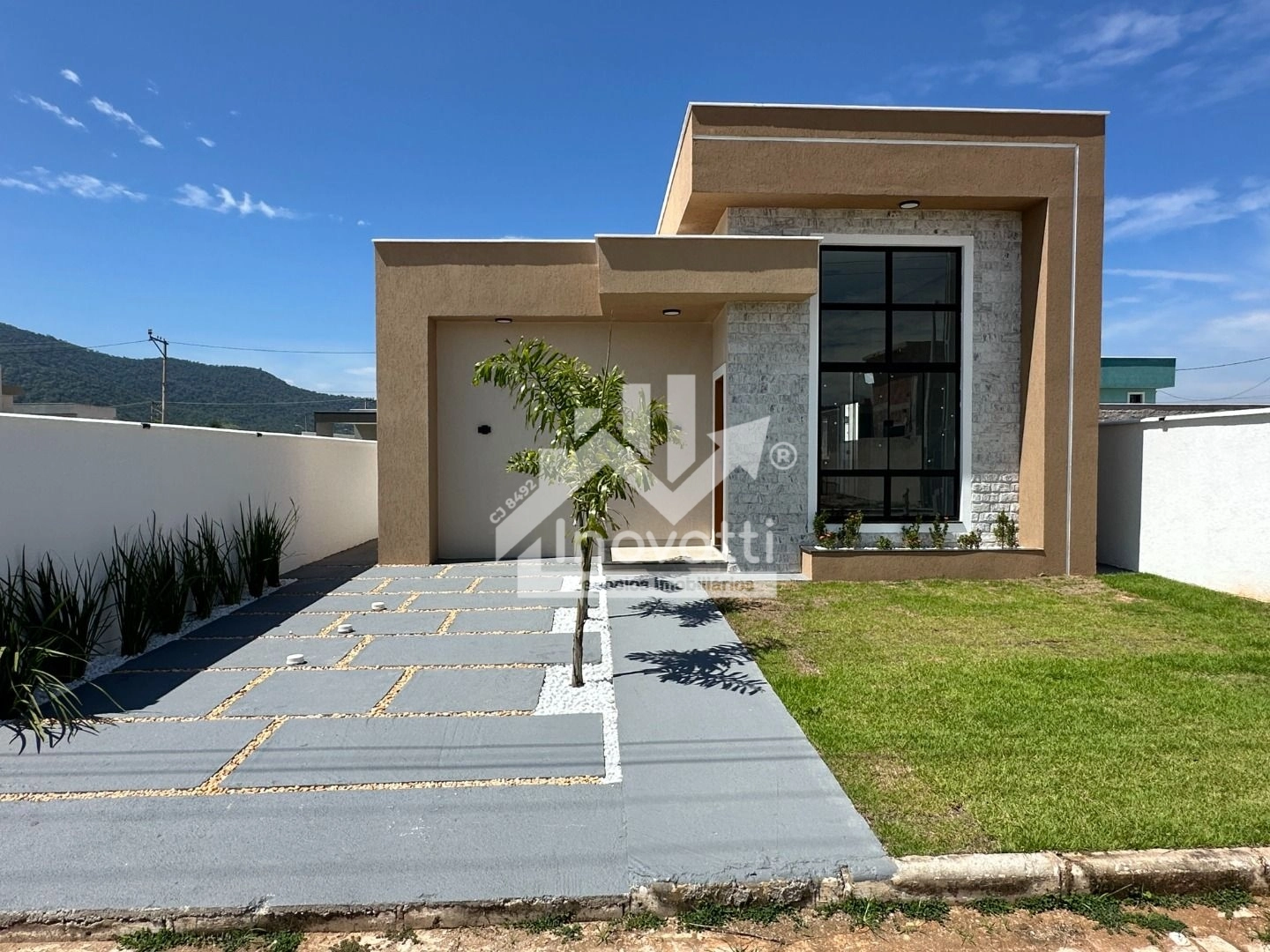 Casa com 3 dormitórios à venda, 99 m² por R$ 570.000,00 - Ubatiba - Maricá/RJ