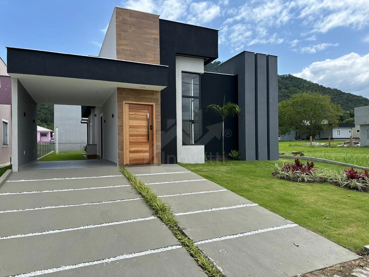 Casa com 3 dormitórios à venda, 123 m² por R$ 680.000,00 - São José de Imbassai - Maricá/RJ